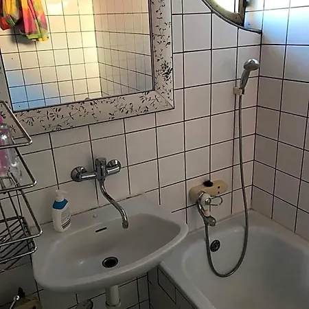 Sebarozvojove Centrum Vedy A Umenia S Ubytovanim Hotel