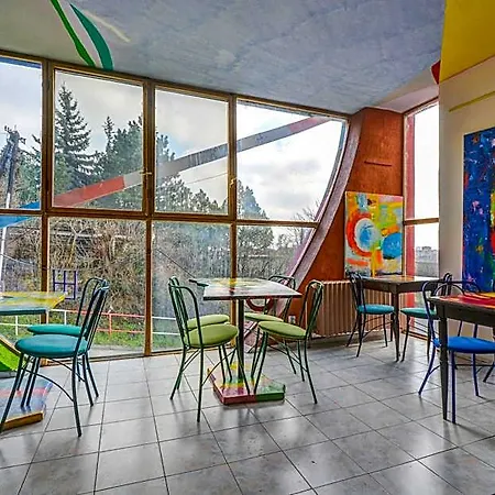 Sebarozvojove Centrum Vedy A Umenia S Ubytovanim Hotel 2*