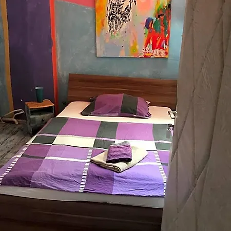 Hotel Sebarozvojove Centrum Vedy A Umenia S Ubytovanim