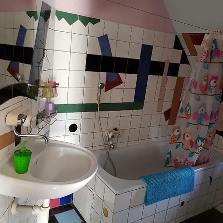 Sebarozvojove Centrum Vedy A Umenia S Ubytovanim 2*