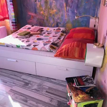 Sebarozvoja S Moznostou Ziskania Inspirujucich Prostriedkov Na Zmenu Interieru فندق 2*