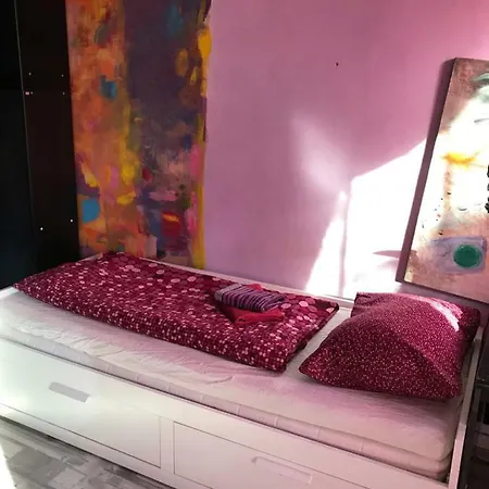 Hotel Sebarozvoja S Moznostou Ziskania Inspirujucich Prostriedkov Na Zmenu Interieru Bratislava