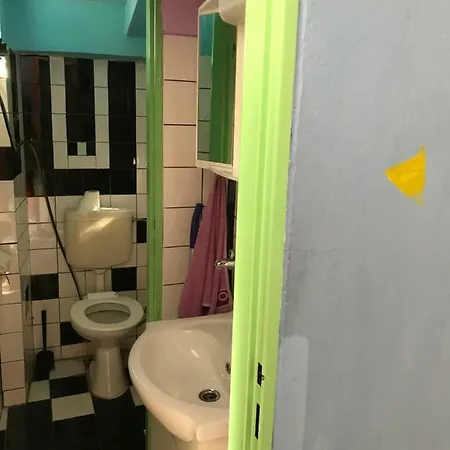 Sebarozvoja S Moznostou Ziskania Poznania A Inspirujucich Prostriedkov Na Uplatnovanie Vedomia, Premenu Seba A Prostredia Interieru 2* Bratislava