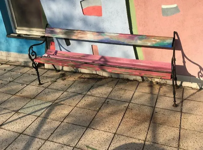 Sebarozvojove Centrum Vedy A Umenia S Ubytovanim