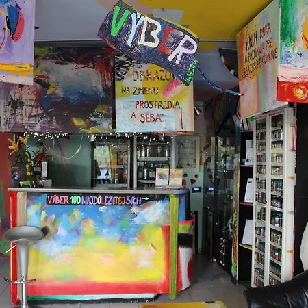 ホテル Sebarozvoja S Moznostou Ziskania Poznania A Inspirujucich Prostriedkov Na Uplatnovanie Vedomia, Premenu Seba A Prostredia Interieru ブラチスラヴァ