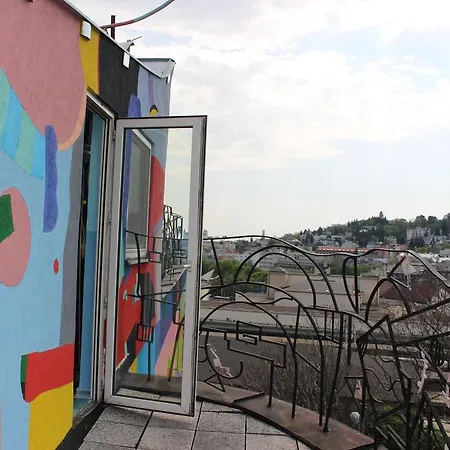 ホテル Sebarozvoja S Moznostou Ziskania Poznania A Inspirujucich Prostriedkov Na Uplatnovanie Vedomia, Premenu Seba A Prostredia Interieru ブラチスラヴァ