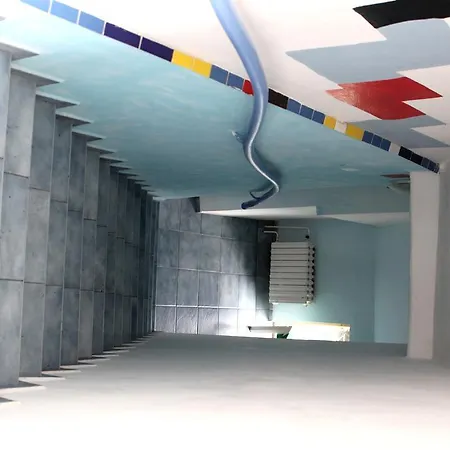 Sebarozvoja S Moznostou Ziskania Poznania A Inspirujucich Prostriedkov Na Uplatnovanie Vedomia, Premenu Seba A Prostredia Interieru ホテル 2*