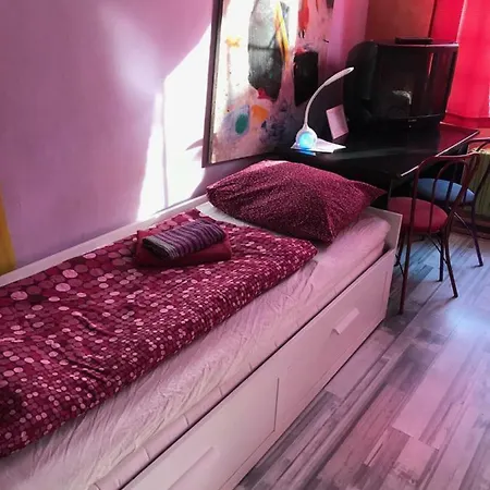 Sebarozvojove Centrum Vedy A Umenia S Ubytovanim